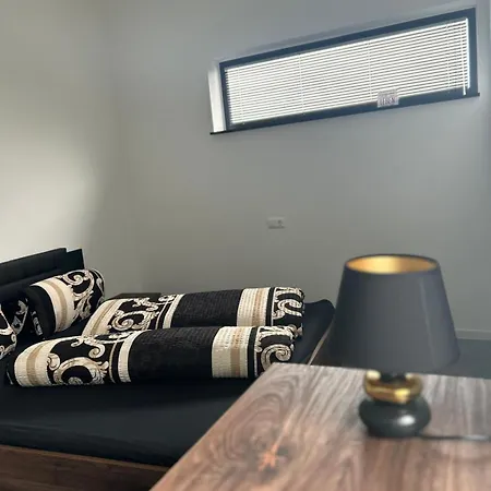 Ehrets Mit 3 Schlafzimmer Appartamento *